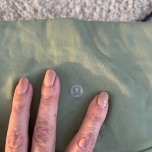 NWOT Lululemon high waist ruched side tie bike short - Sage Green - 10